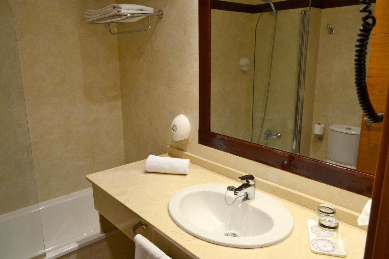 Hotel Alda Palacio Valdes Avilés Exteriör bild